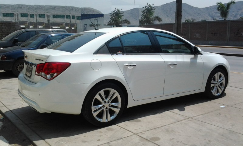 Illustration for article titled OPPO, recommend 1st gen Chevy Cruze to peeps looking for a car.